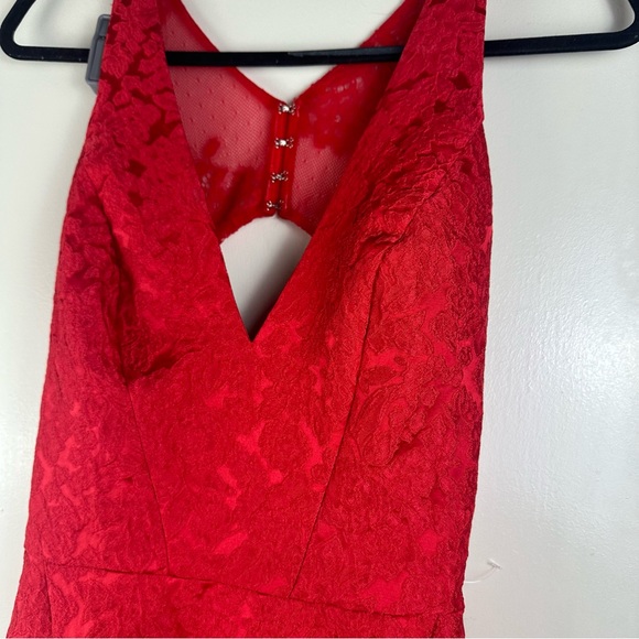 Monique Lhuillier Red-berry Floral Lace Sleeveless Mesh Cutout Back Dress NWT 6 - Picture 7 of 16